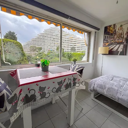 Apartment La Studette Marina 06 *