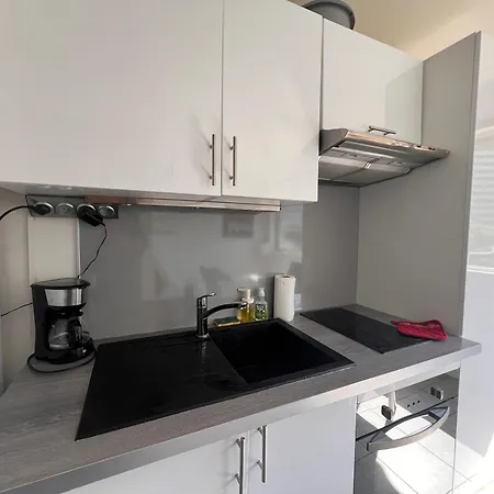 La Studette Marina 06 * Villeneuve-Loubet